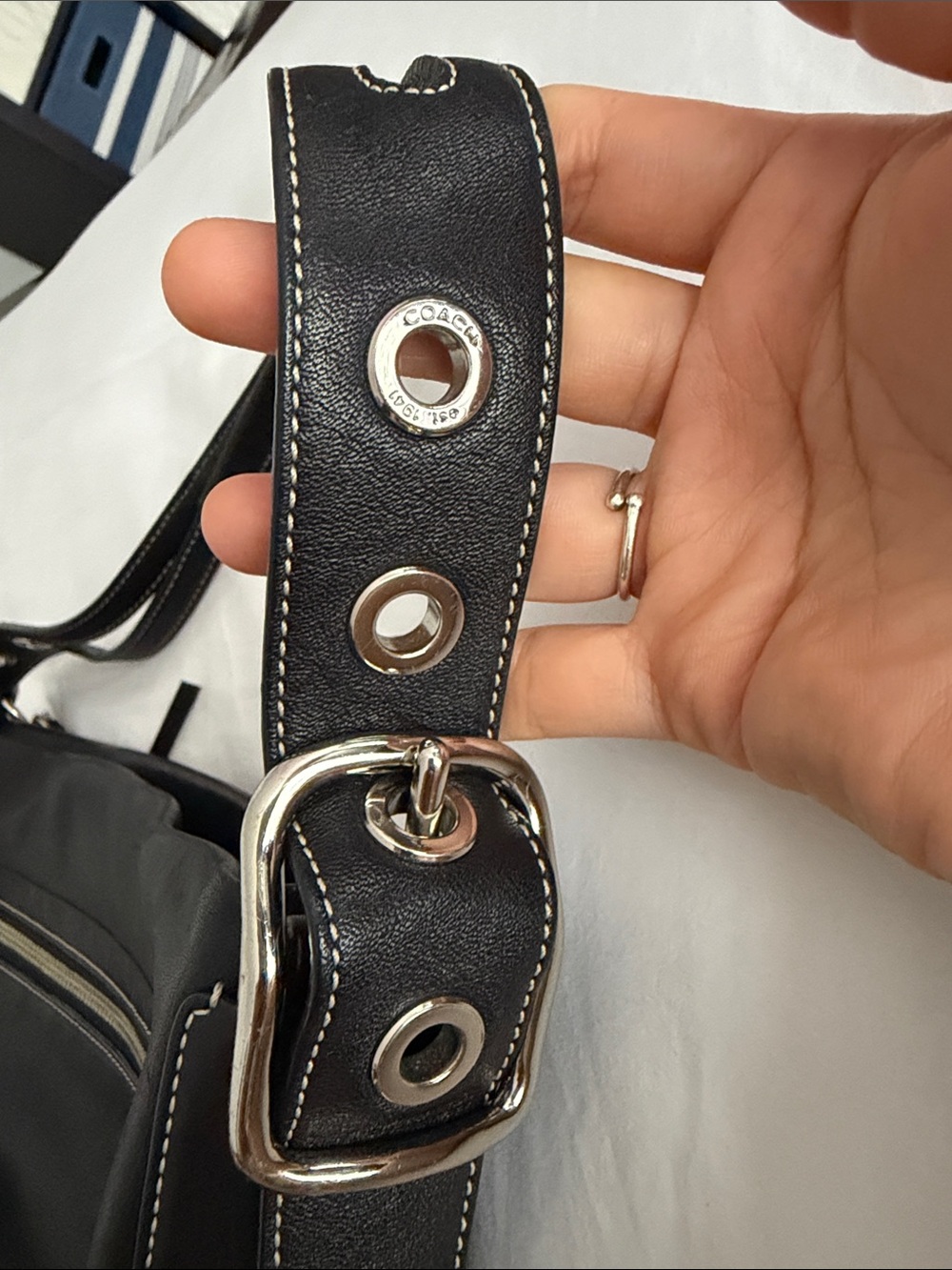 Coach Black Leather Shoulder Hobo with Silver Hardware vintage - Picture 8 of 9